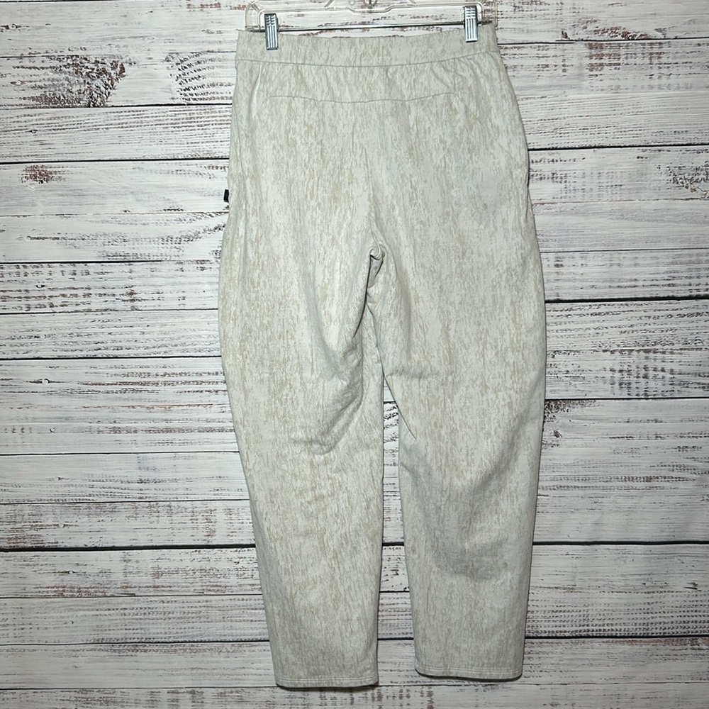 Lululemon Lab Relaxed Jogger Jacquard
Mosaic Mirage Jacquard RARE 6 - Picture 14 of 16